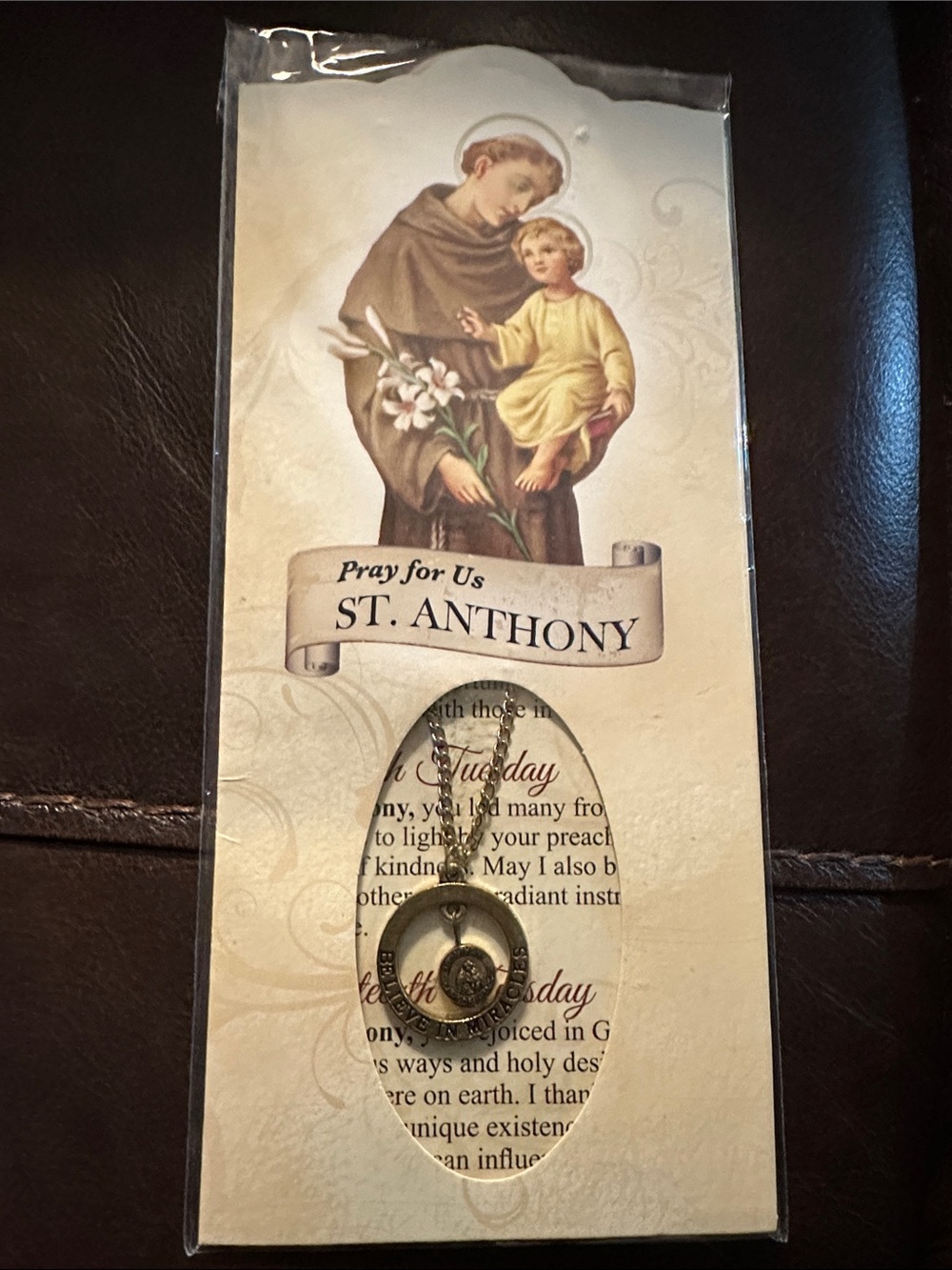 St. Anthony medallion pendant necklace gold-tone Believe in Miracles Prayer